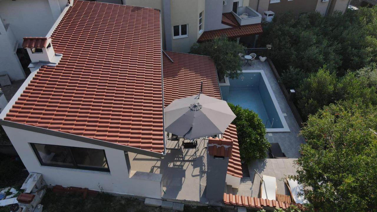 Villa Vlade- From The Heated Pool To The Beach In 1 Minute Jesenice  Exterior foto